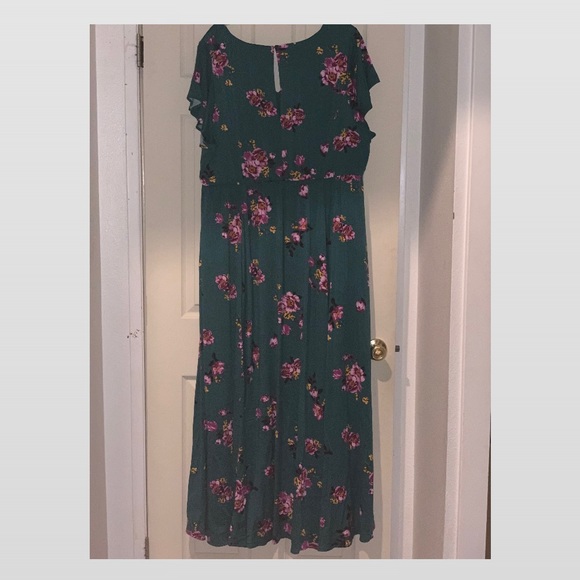 Green Torrid Maxi Dress - Picture 3 of 4